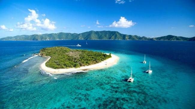 Photo of Unique and Offbeat Honeymoon Destinations You've Never Thought of 12/12 by travelgenes