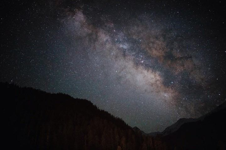 Photo of Capture a Night Landscape of Your Dreams: Where to Go to Find Starry Skies 10/10 by Disha Kapkoti