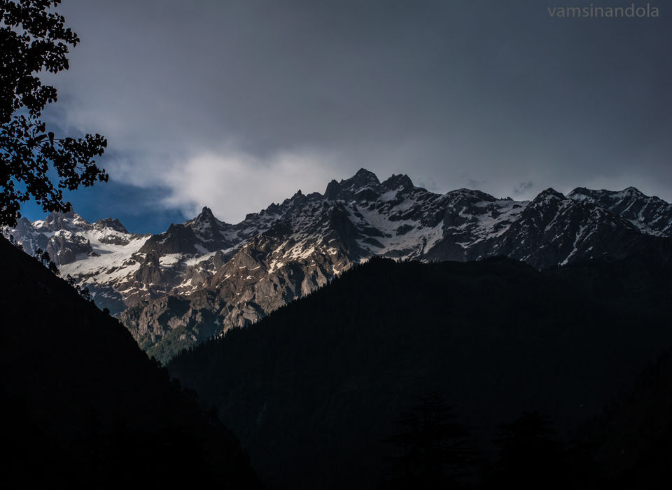 Photo of To Sarpass with a backpack and a pole. Part 2: Still in Kasol. 21/27 by Vamsi Nandola