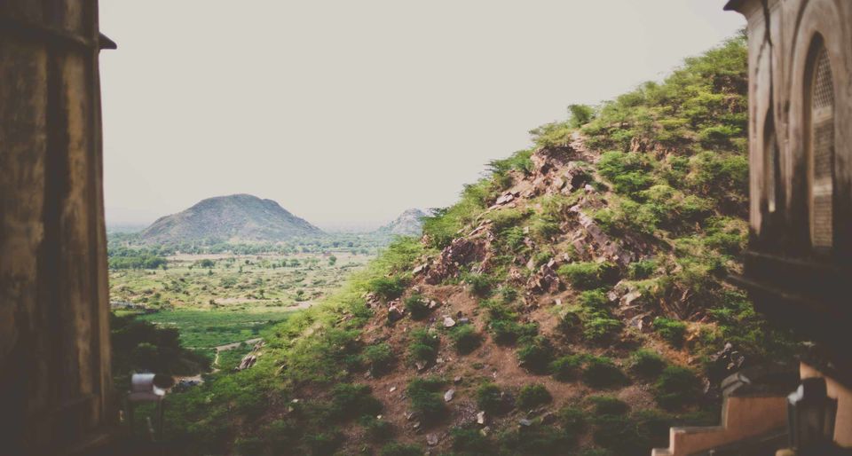 Photo of Neemrana Fort Palace Is Where You Should Head For A Romantic Weekend Getaway 21/59 by Ratan Mehta