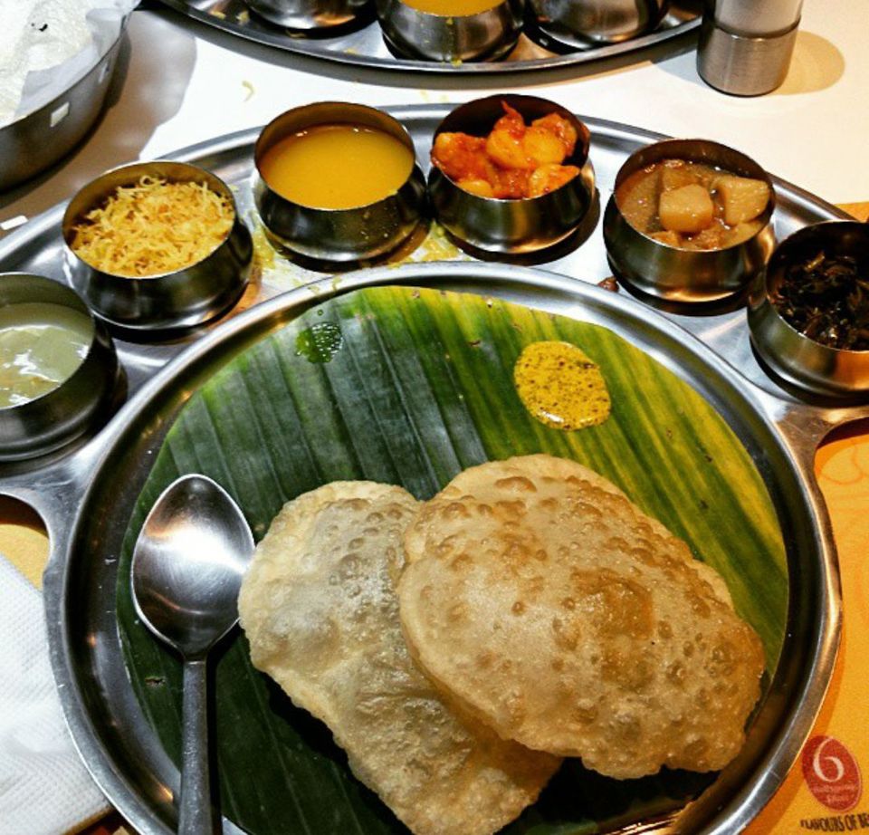 Photo of A Local Takes You Through Kolkata's Best And Lesser Known Eateries 3/10 by Sumedha Bharpilania