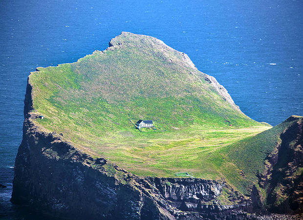 Photo of 12 Secluded Homes Built Far-Far Away From Civilisation. Yes Really That Far! 6/14 by Gunjan Upreti