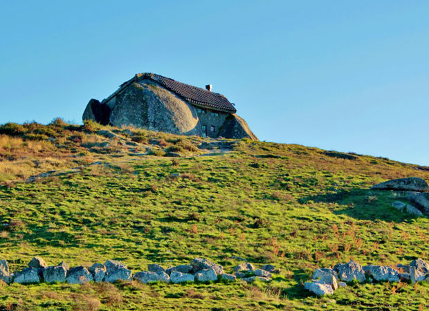 Photo of 12 Secluded Homes Built Far-Far Away From Civilisation. Yes Really That Far! 10/14 by Gunjan Upreti