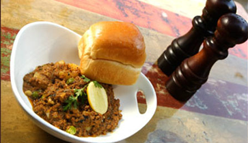 Photo of 9 Hidden Restaurants in Mumbai Only True Food Lovers Would Know About 14/14 by Gunjan Upreti