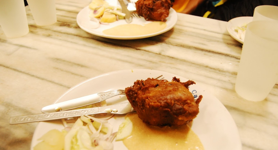 Photo of 8 Hidden Restaurants in Kolkata Only True Food Lovers Would Know About 5/9 by Disha Kapkoti
