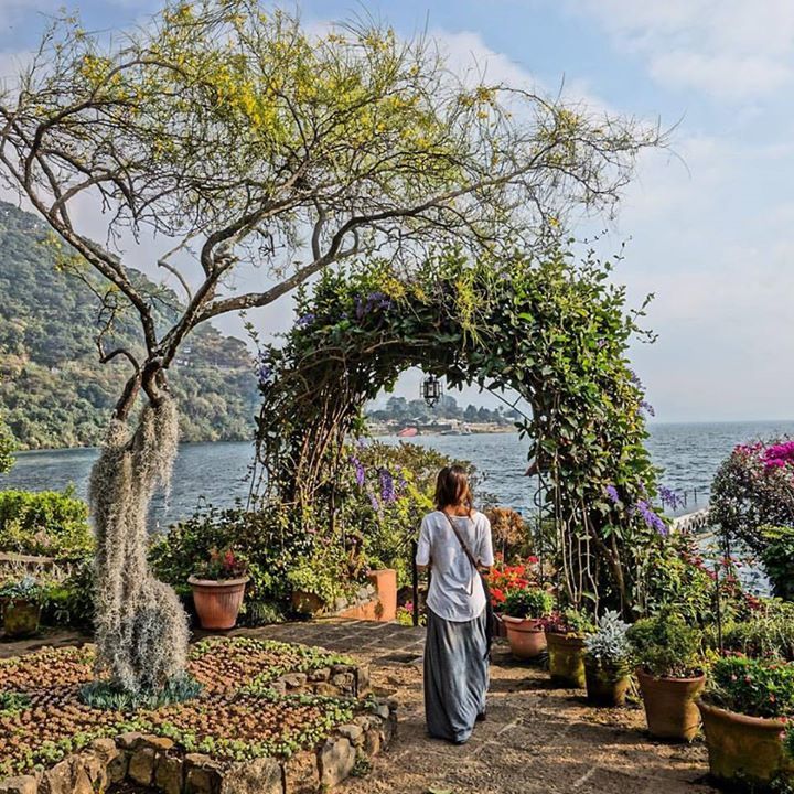 Photo of This Couple Has Redefined Romance By Going On An Incredible Year-Long Honeymoon 5/7 by Gunjan Upreti