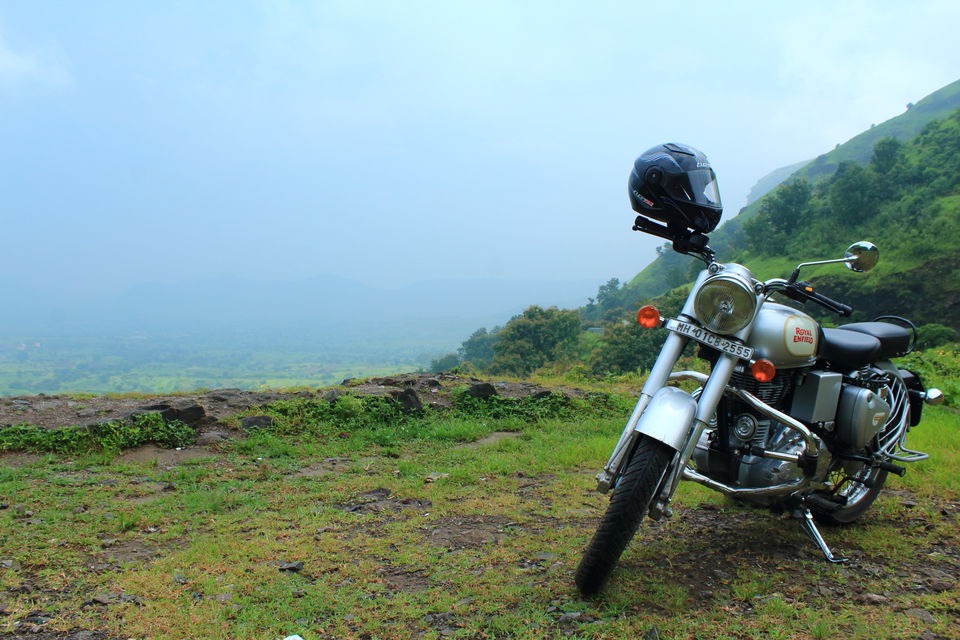 Photo of Road Trip - Malshej Ghat 4/5 by Harsh Singh