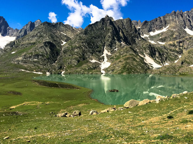 Photo of Why Your Quarter-Life Crisis Is The Perfect Excuse To Travel The World 3/10 by Sreshti Verma