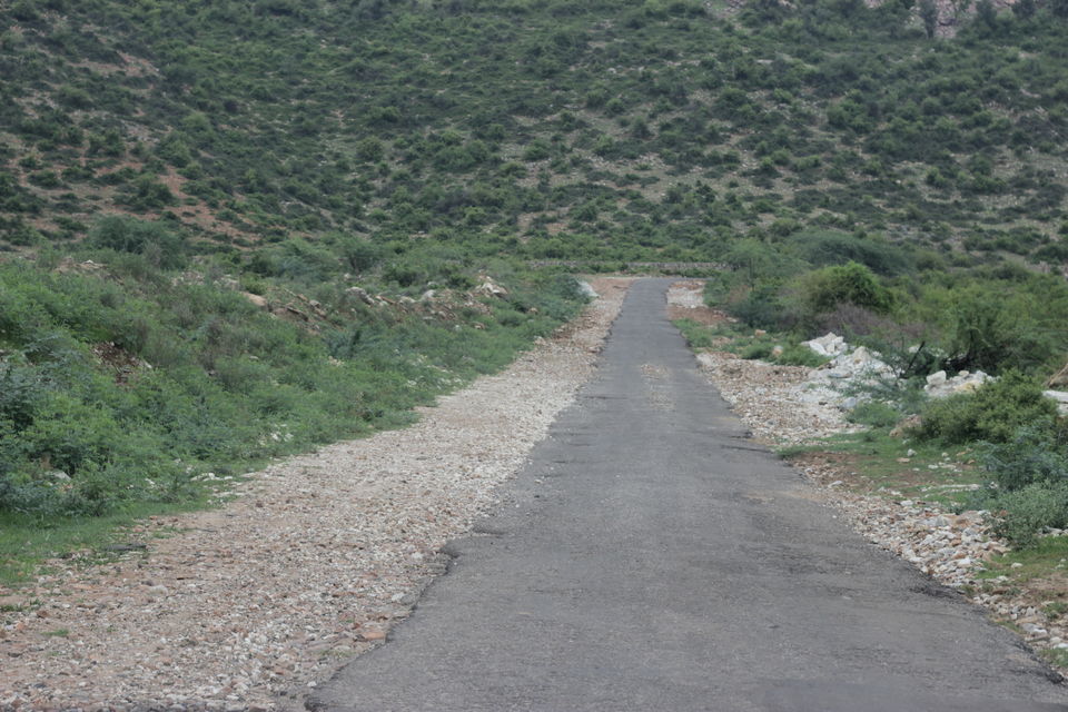 Photo of Too scared to visit Bhangarh? Read this 9/16 by Siddharth Juneja