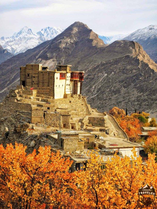 Photo of At 18, This Boy Quit School To Travel Across 97 Countries! 7/12 by Sreshti Verma