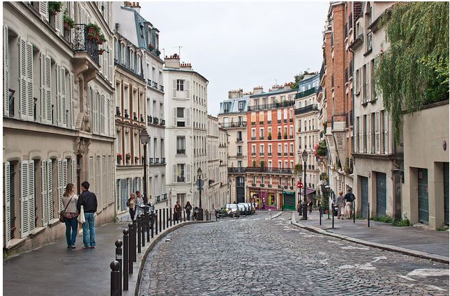 Photo of Montmartre: An artist's palette 10/14 by Mahuya Paul
