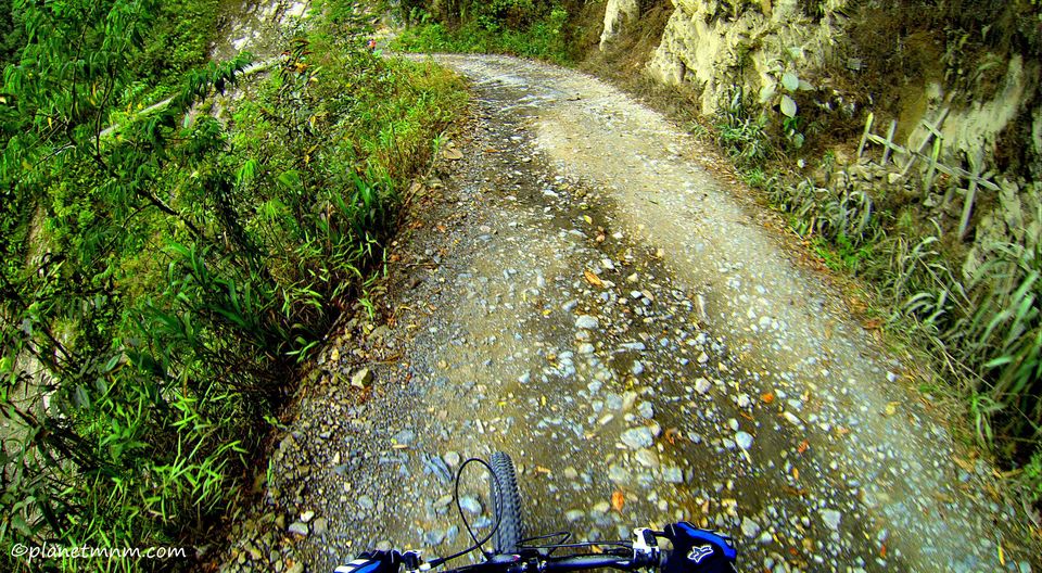 Photo of How to conquer the Death Road, like I did 10/11 by Monty Bajaj