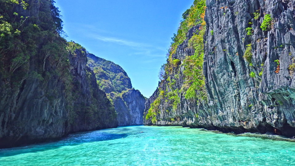 Photo of Why you should absolutely visit Philippines in your next trip 6/6 by Smaranika Das