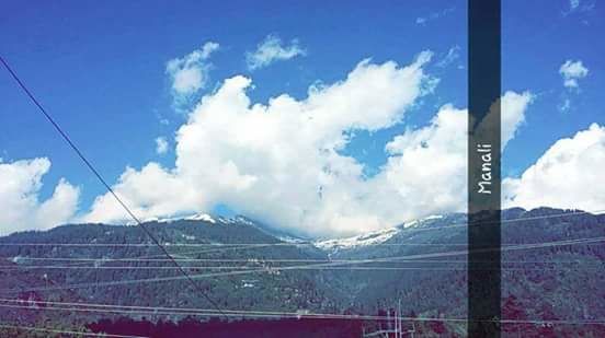 Photo of Manali: The land of snow clad mountains 2/20 by Jennifer