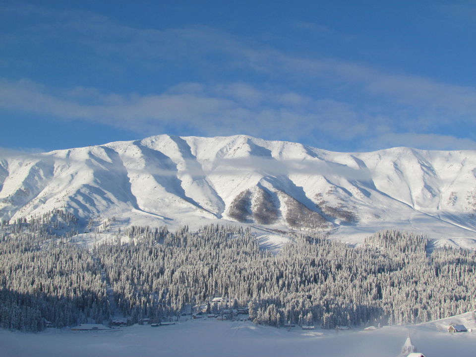 Photo of Gulmarg, Kashmir - Winter is Coming 13/22 by Pratik Goel