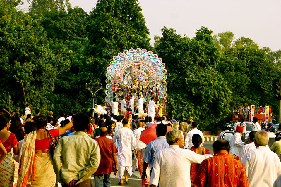 Famous Durga Puja Pandals In Delhi, 8 Biggest Durga Puja Pandals In ...