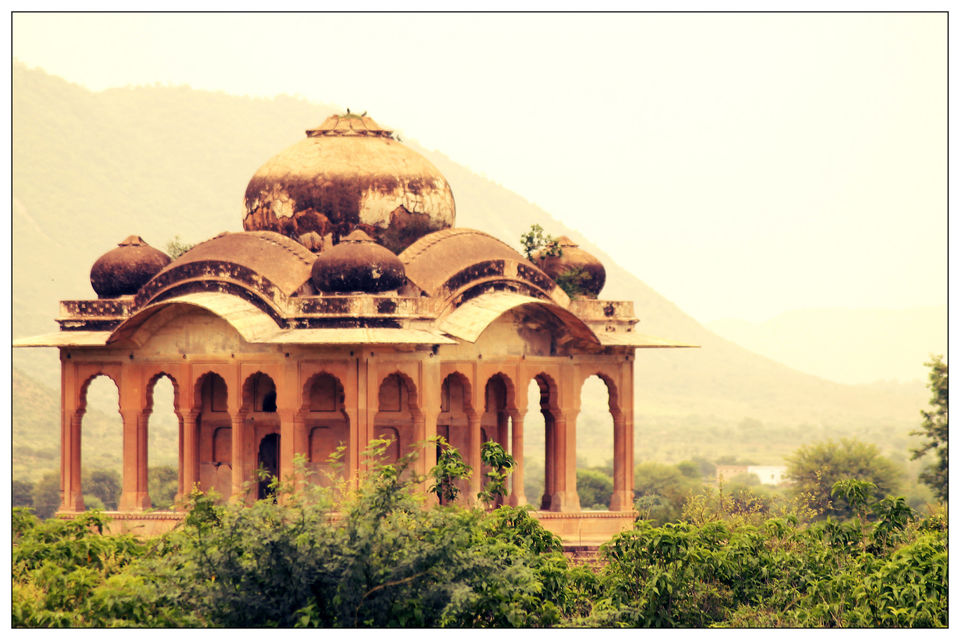 Photo of Discovering places through pictures 10/20 by Ankita Singgh