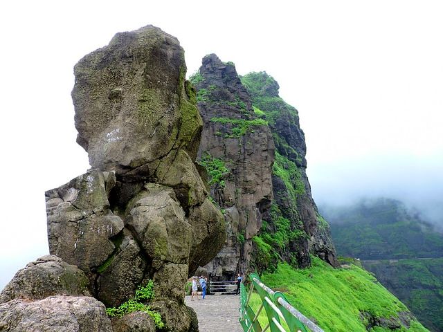 Photo of 5 Places To Visit Near Mumbai In Monsoon That Will Make You Fall In Love With The Rains 5/9 by Gunjan Upreti