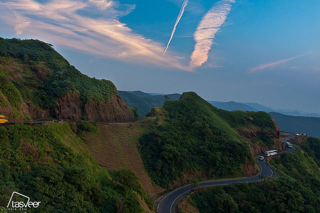 Photo of Scenic Road Trips in India That Will Kick Start Your Vacation Before Reaching the Destination 12/16 by Gunjan Upreti