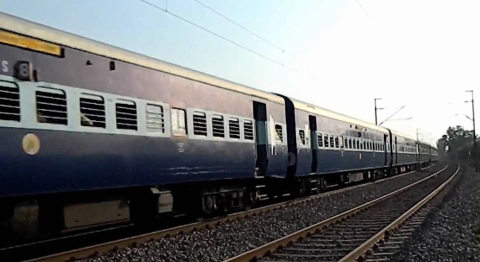 Photo of 10 Reasons Why the Indian Railways is Awesome! 11/19 by Saurav