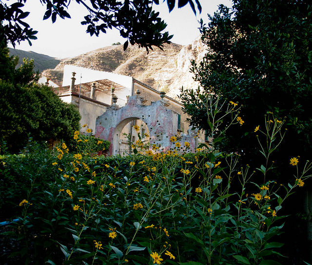 Photo of Skip Your Next Trip to Costa Coffee And Instead Buy A House In Sicily 5/5 by Disha Kapkoti