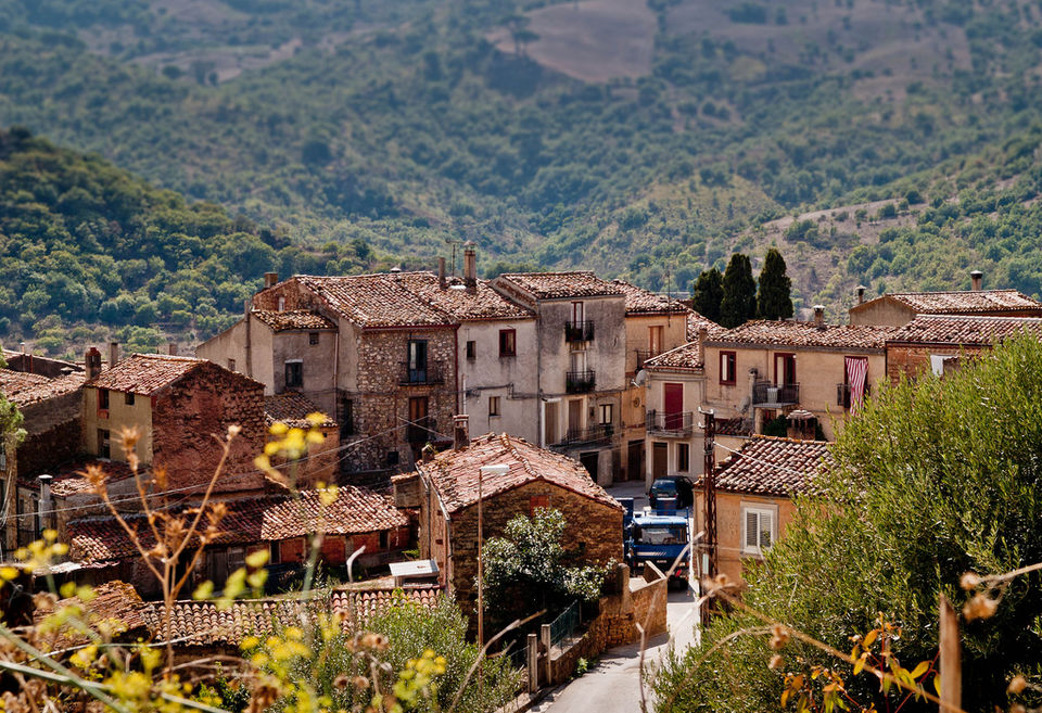 Photo of Skip Your Next Trip to Costa Coffee And Instead Buy A House In Sicily 2/5 by Disha Kapkoti