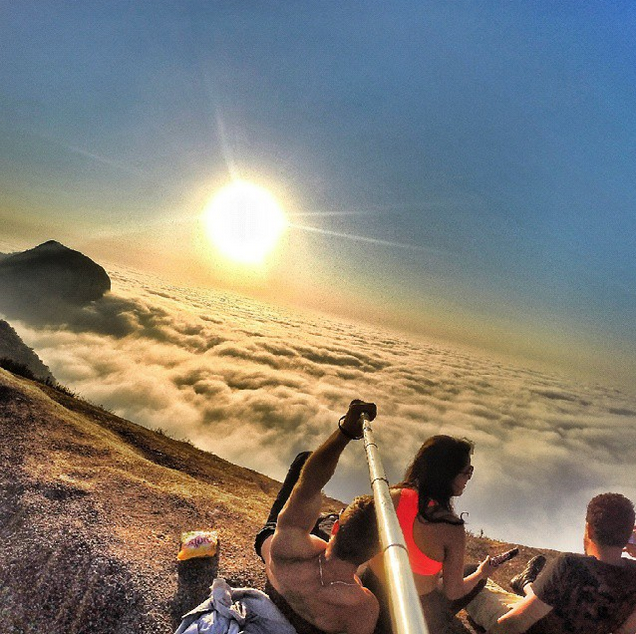 Photo of This couple is taking romance to dangerous heights 8/8 by Sreshti Verma