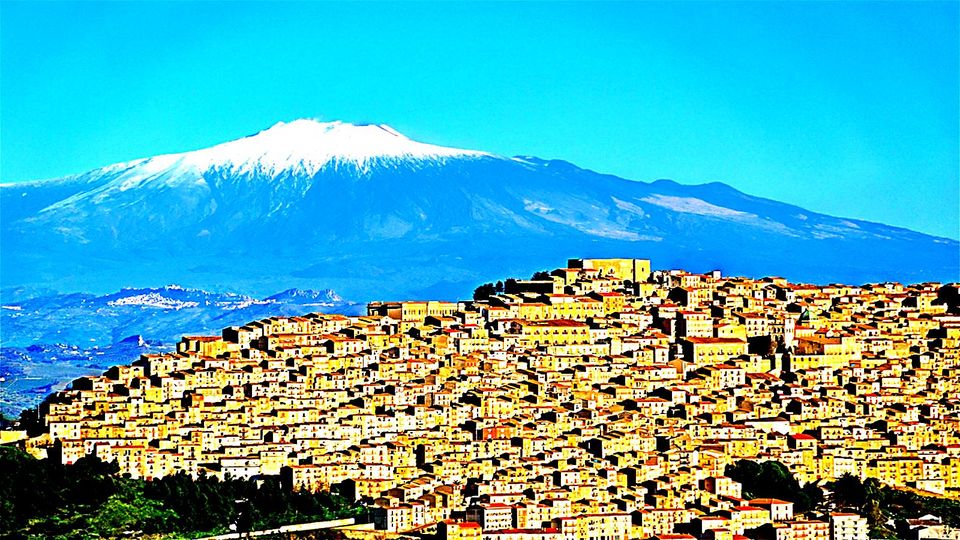 Photo of Skip Your Next Trip to Costa Coffee And Instead Buy A House In Sicily 1/5 by Disha Kapkoti