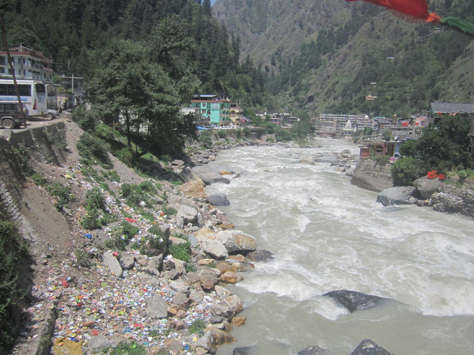 Photo of MANIKARAN: Holy Trinity of Gurudwara, Temples and Hot Springs. 2/4 by Somnath Verma