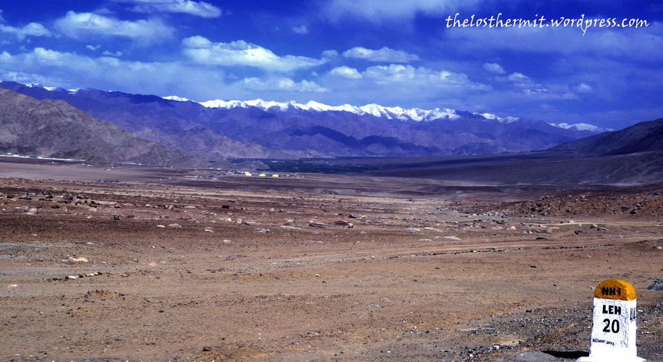 Photo of Arid Enchantments – The Road from Kargil to Leh 11/11 by Soumya Jena