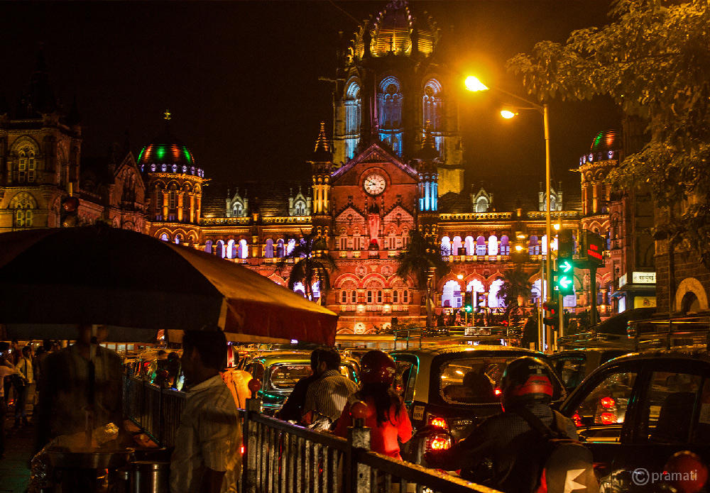 Photo of 12 Amazing Photographs of MUMBAI That Bring Out The Soul Of The City! 21/26 by Pramati Anand