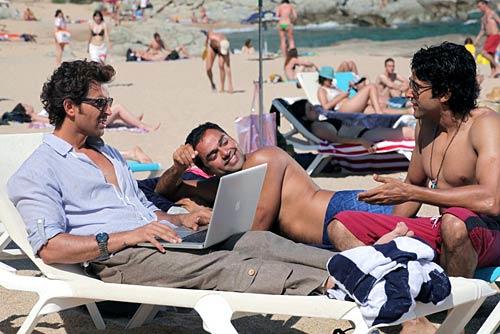 Photo of 5 movies that will make you want to go on a holiday with your friends 11/14 by MissHotelReviewer