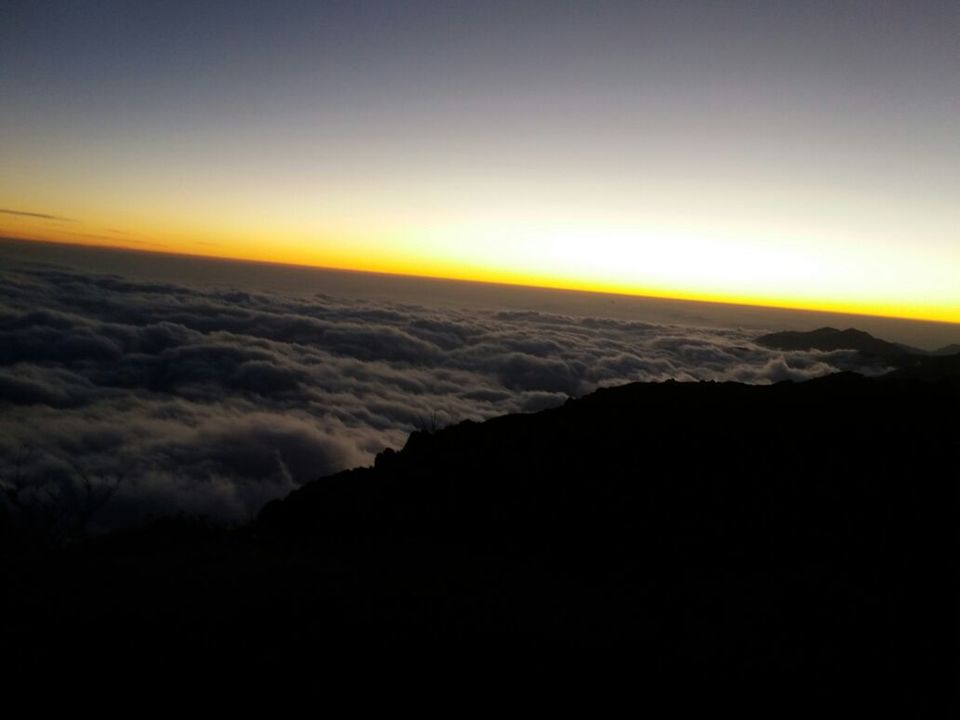 Photos of Sndakphu,,way to heaven...combination of nepal and India. 3/15 by Debasree
