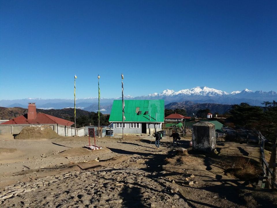 Photos of Sndakphu,,way to heaven...combination of nepal and India. 4/15 by Debasree