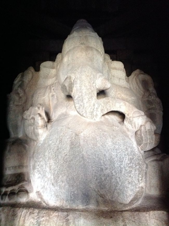 Photos of Hampi - City of Glory 6/16 by Prakash Nadikoti