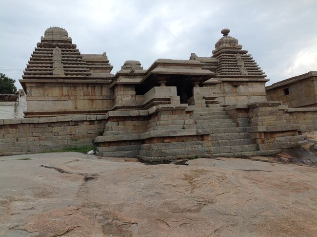 Photos of Hampi - City of Glory 7/16 by Prakash Nadikoti