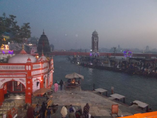 Photos of Gateway to Gods - Haridwar 2/12 by Mayank Pandeyz (with floating shoes)