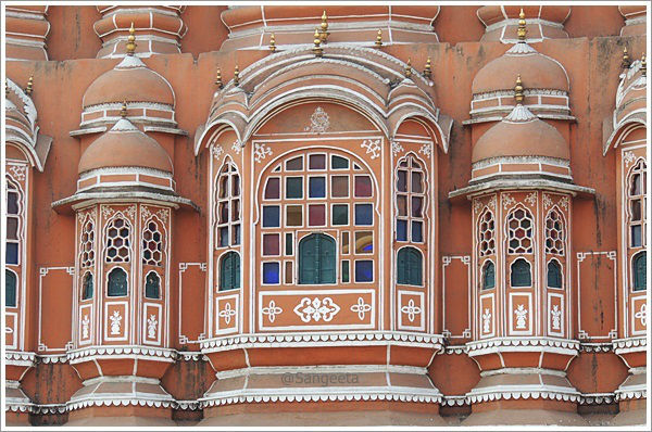 Palace of Winds ~ Hawa Mahal, Jaipur by Sangeeta | Tripoto