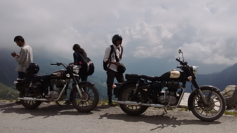 Photo of A 3060 km road trip to Himalayas on Royal Enfield(s)! by Sourav Ravish