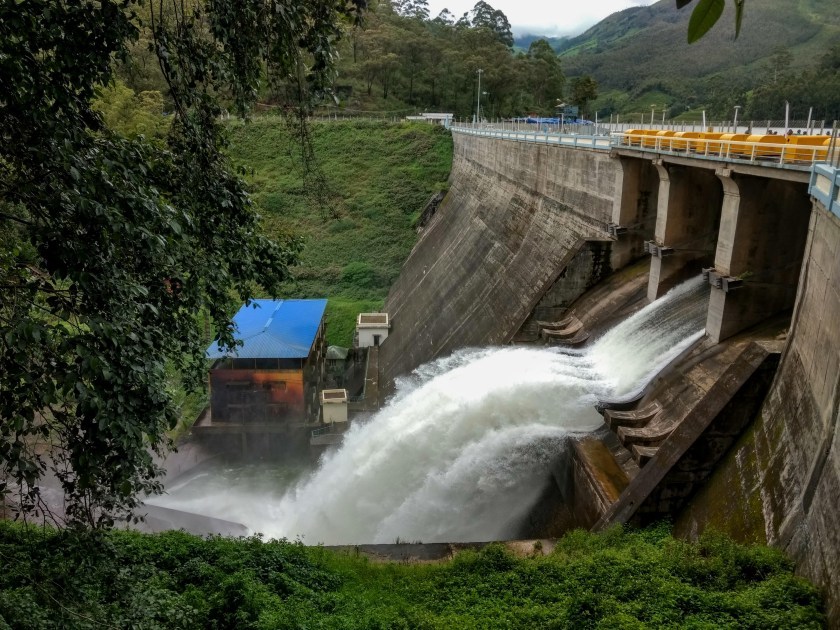 Photo of Mattupetty Dam, Mattupetty, Kerala, India by Hithesh Bhat