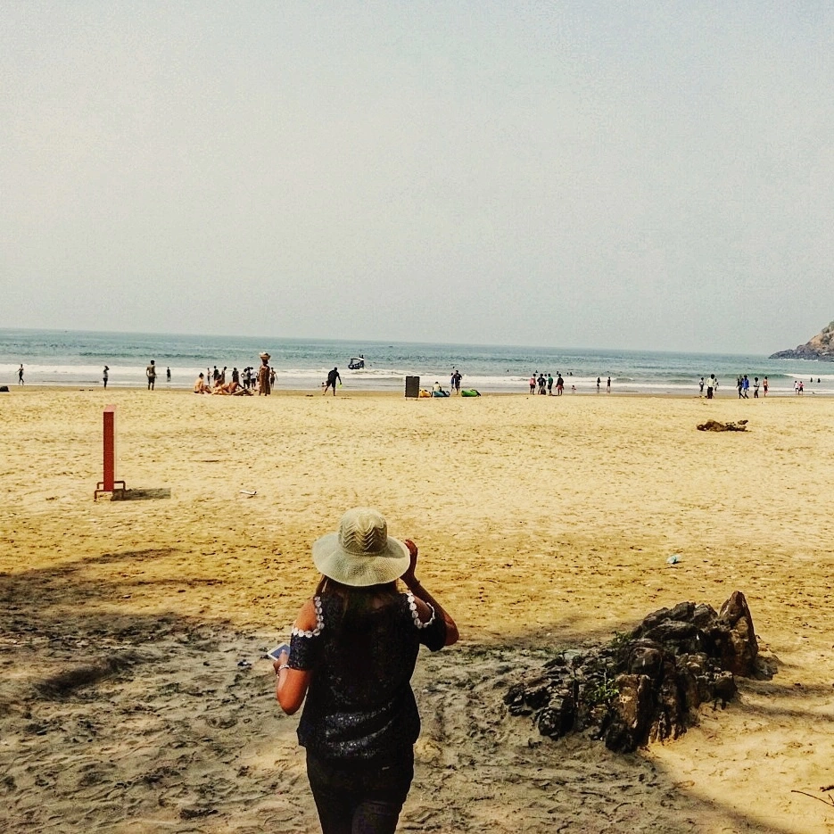 Photo of Kudle Beach Trail, Gokarna, Karnataka, India by Meghali Ghosh