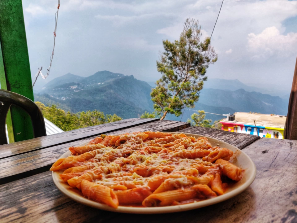 Photo of Altaf's Cafe, Dolphin Nose Road, Vattakanal, Kodaikanal, Tamil Nadu, India by Meghali Ghosh