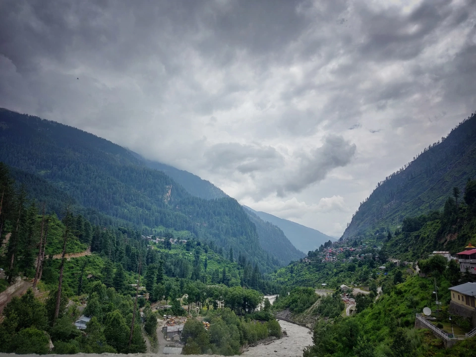 Photo of Tosh, Himachal Pradesh, India by Meghali Ghosh