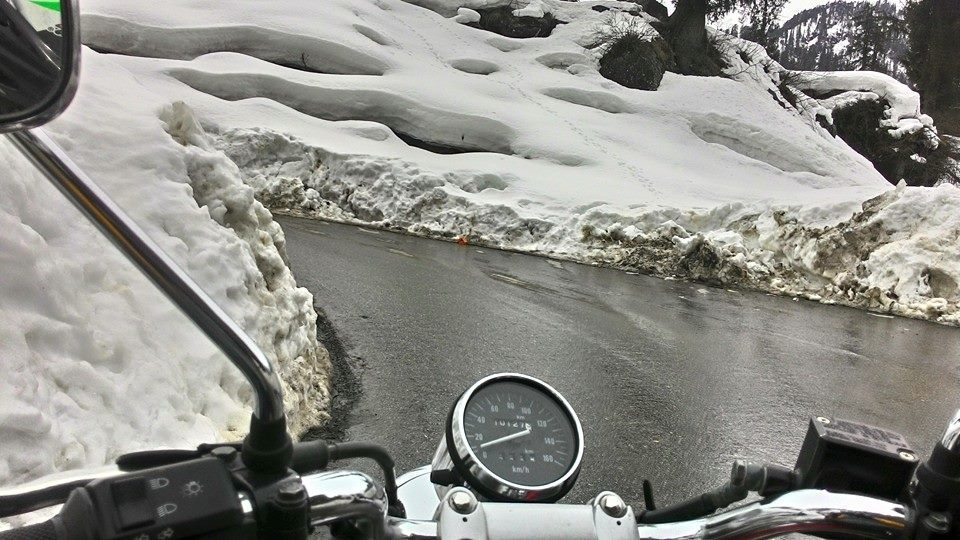 Photo of Motorcycling to those majestic mountains and the first time I saw snow 10/22 by Vinay Kr