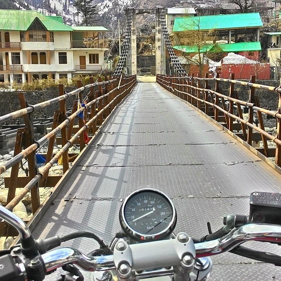 Photo of Motorcycling to those majestic mountains and the first time I saw snow 15/22 by Vinay Kr