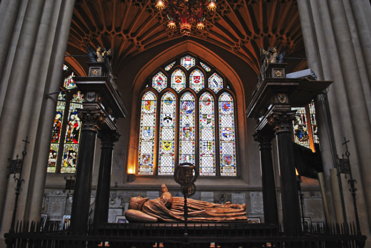 Photo of Bath Abbey, Bath, UK by Nakul Dashora