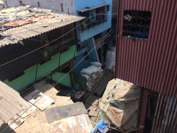 Photo of The part of Mumbai you never wish to put your feet on but there's home of the ones who help Mumbai t 5/25 by Shweta Lakhwani