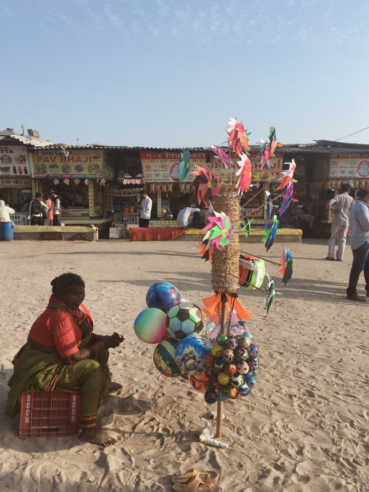 Photo of An evening stroll along the Juhu Beach 7/15 by Shweta Lakhwani