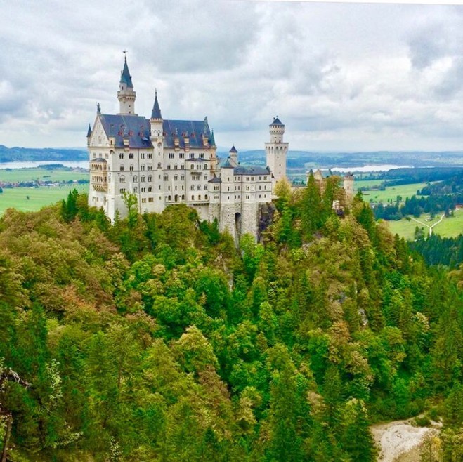 Photo of Scenic drives on The German Alpine Road & The Romantic Road 5/7 by Aditi Mutyapwar