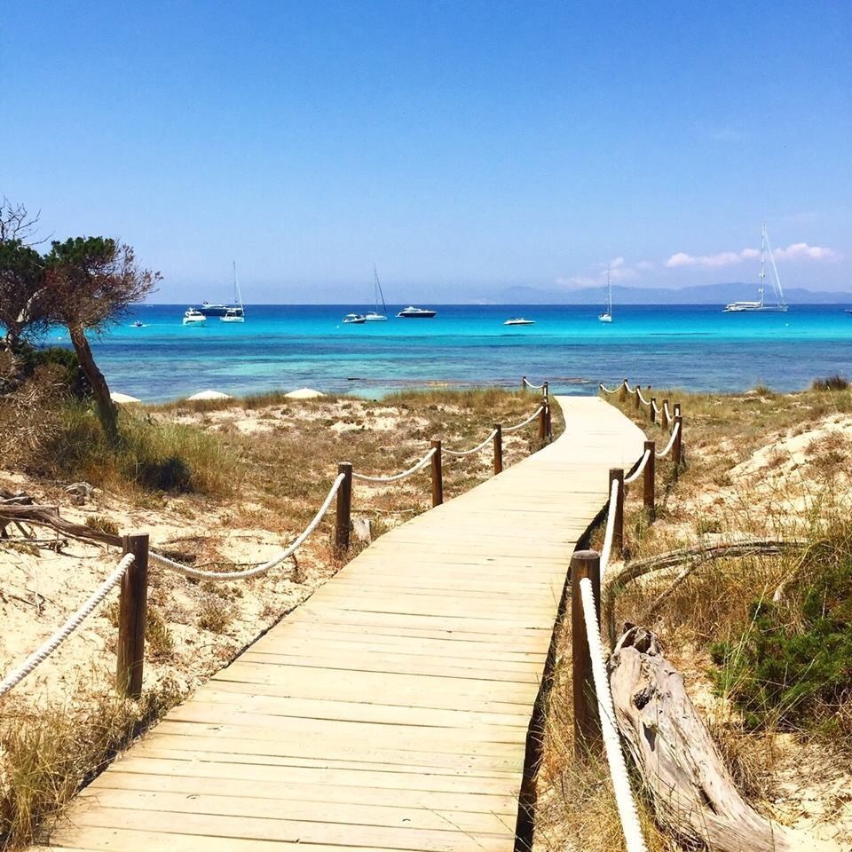 Photo of Why we L.O.V.E Ibiza? 6/10 by Aditi Mutyapwar